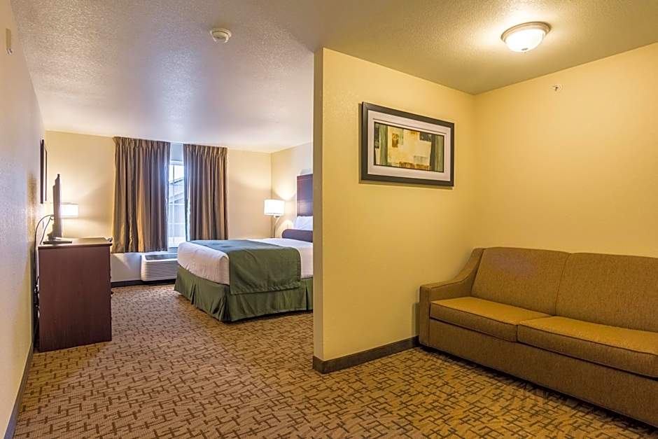 Cobblestone Hotel & Suites - Torrington