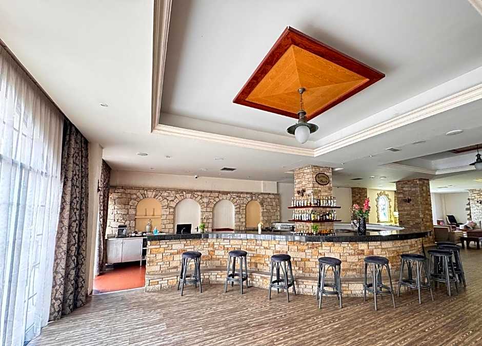 Navarria Hotel