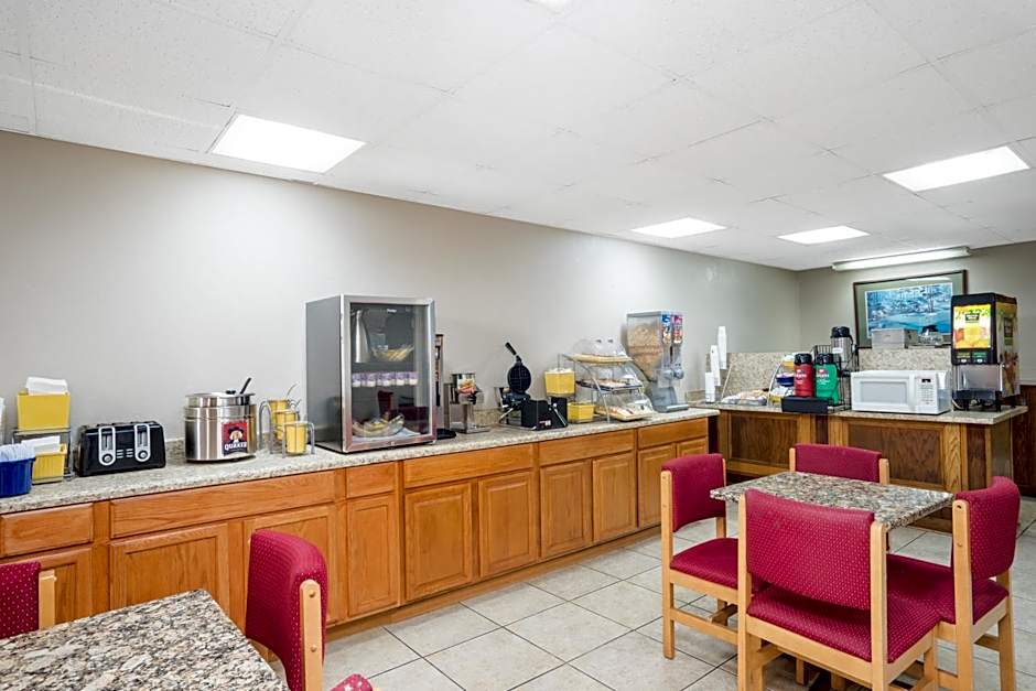 Days Inn by Wyndham Lincolnton