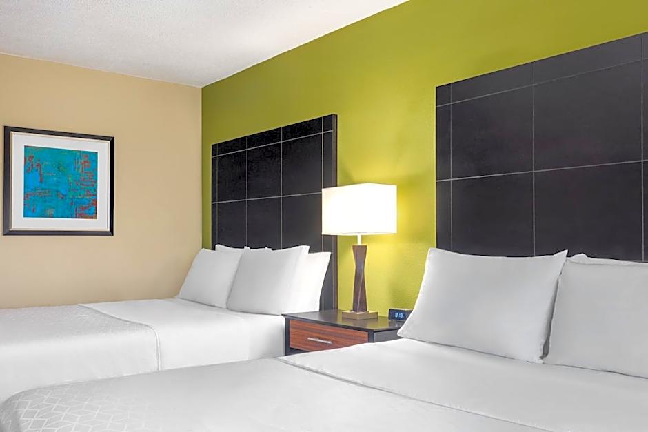 Holiday Inn Express Hotel & Suites Edmond By IHG