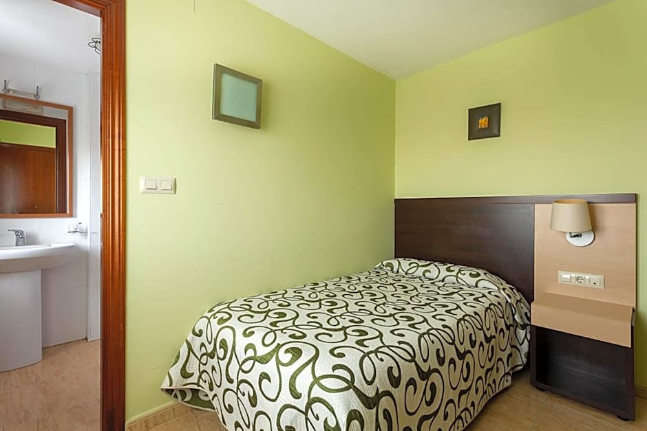 Hotel Canaima Bruma 1,5 k Camino