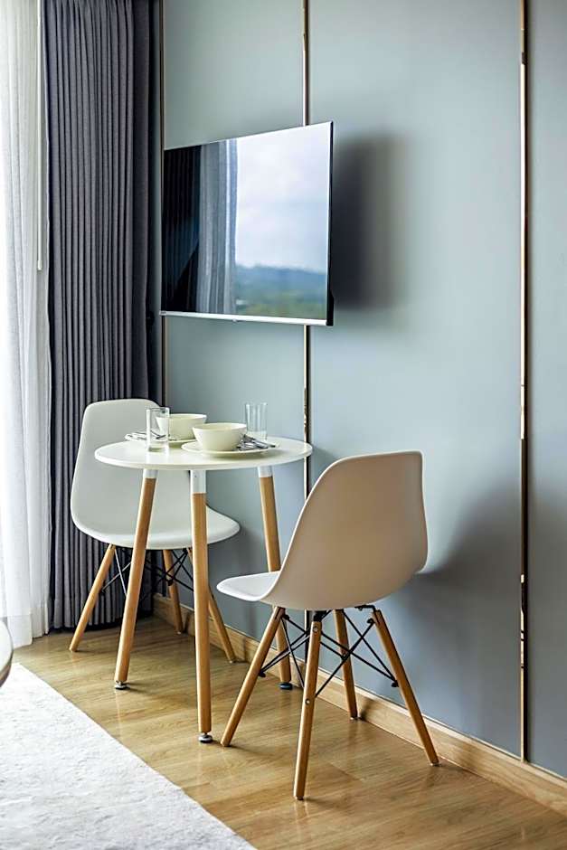 Stylish 2 Bedroom Apartment S6609 by IBG Property