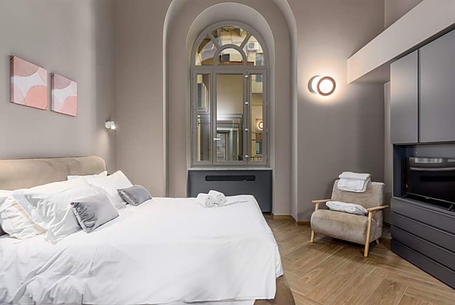 Q71 TIMELESS SUITES