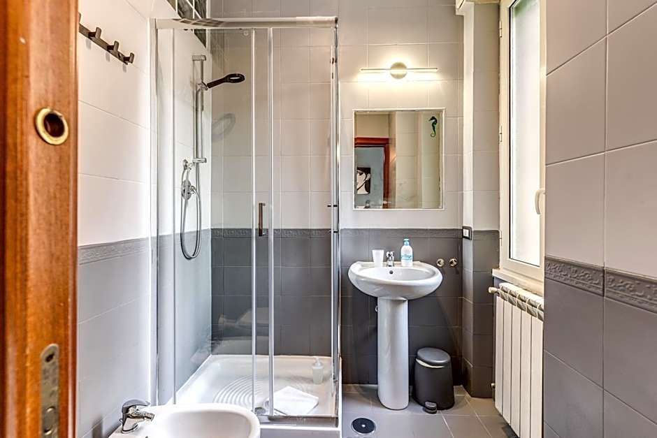 Sapphire Apartment
