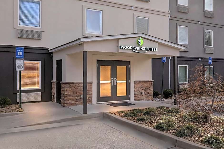 WoodSpring Suites Atlanta Airport