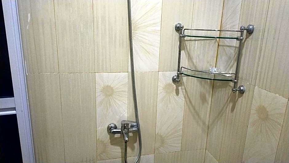 Urbanview Botania Meeting Point Batam by RedDoorz