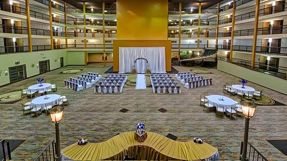 Photo 1 of 47 of Clarion Hotel & Suites Conference Center Memphis Airport