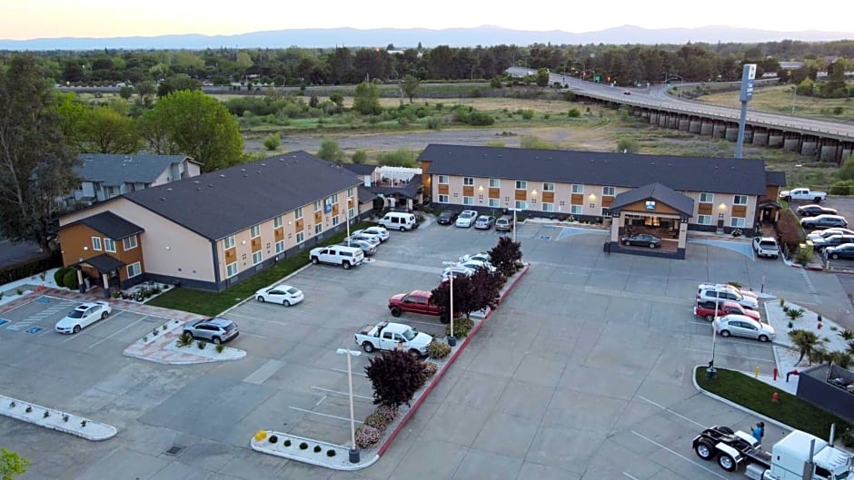 Best Western Antelope Inn