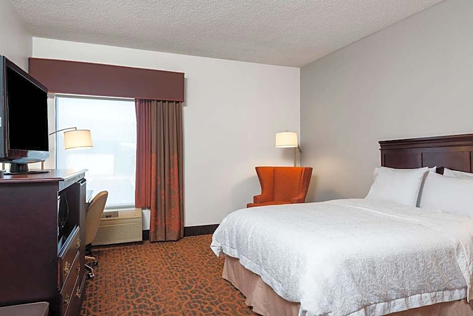 Hampton Inn Parkersburg-Mineral Wells