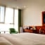 Vatica Hotel Fuyang Linquan Tenghui International City Branch