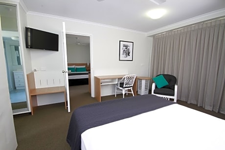 Interconnecting Room