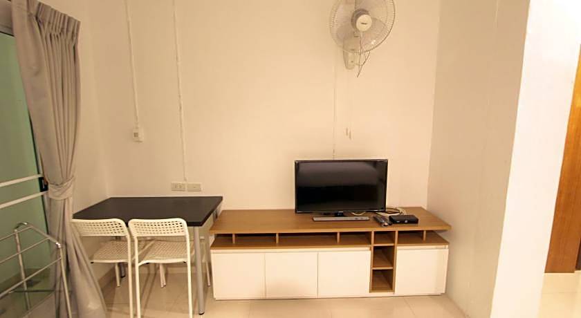 Napaville Huai Khwang Hostel