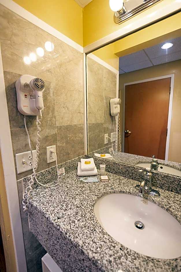 Ocean Inn & Suites