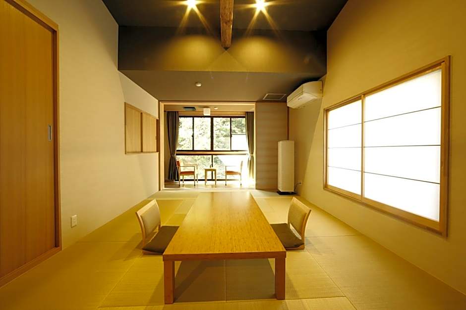 Hinatamikan
