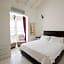Alaroof Hotel