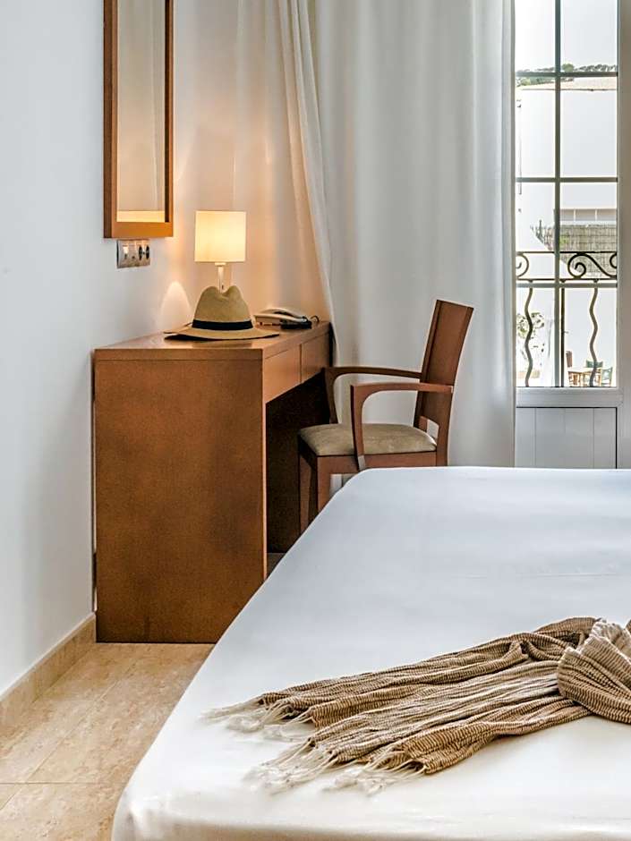 Hotel Jeni & Restaurant