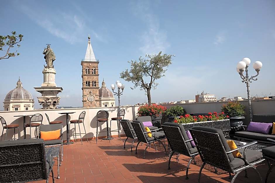 Hotel Mecenate Palace