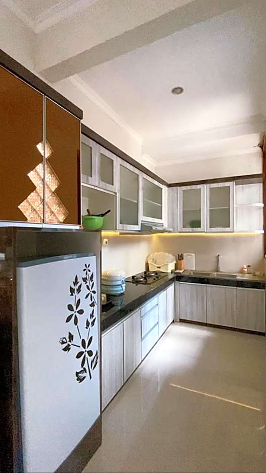 Kirana Residence by Sampai Coliving