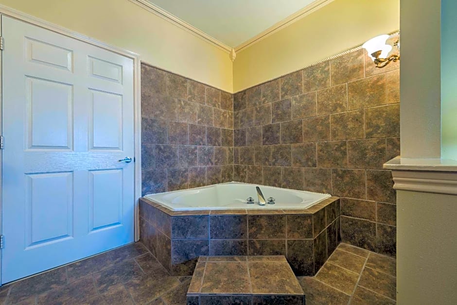 Super 8 by Wyndham Greenville