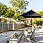 R Inn Napa