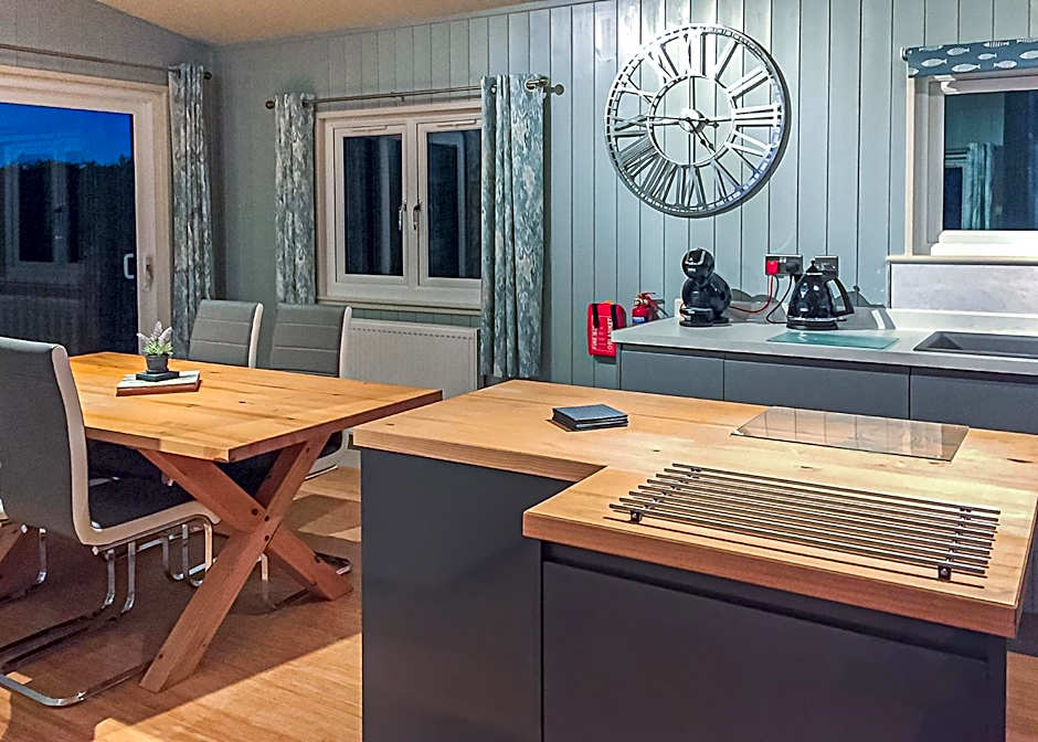 Hollybrook Lodges