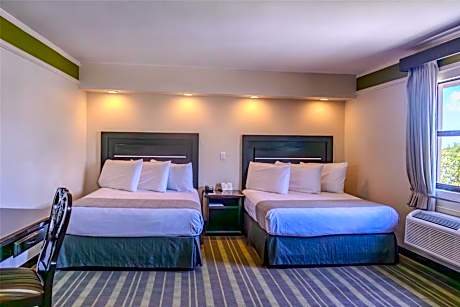 Double Room with Two Double Beds - Non-Smoking