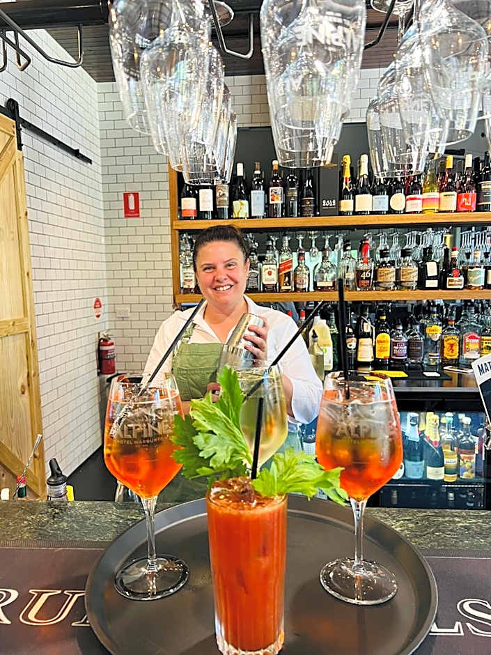 Alpine Hotel, Eat Drink Sleep