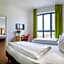 H Hotel 4Youth