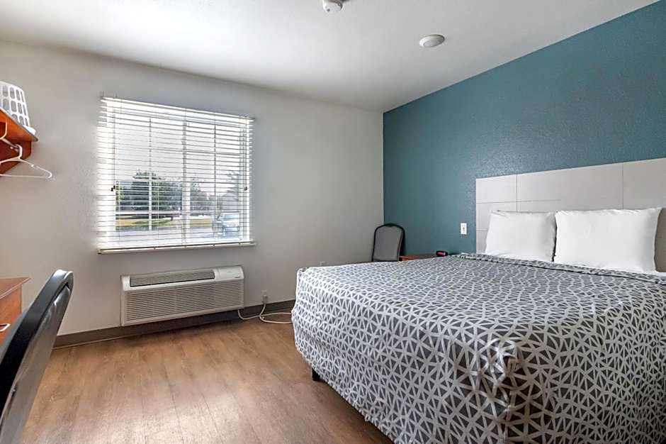 Woodspring Suites Huntsville/ Madison