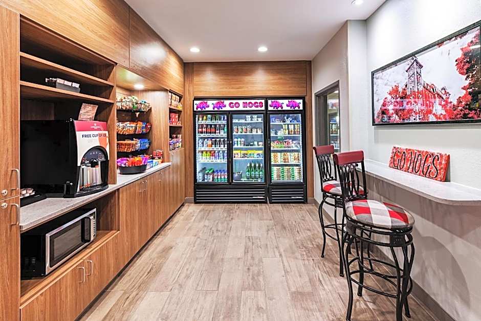 Candlewood Suites Fayetteville By IHG