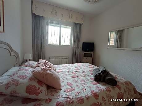Double Room with Private External Bathroom