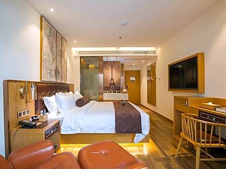 James Joyce - Feifan Bed Room