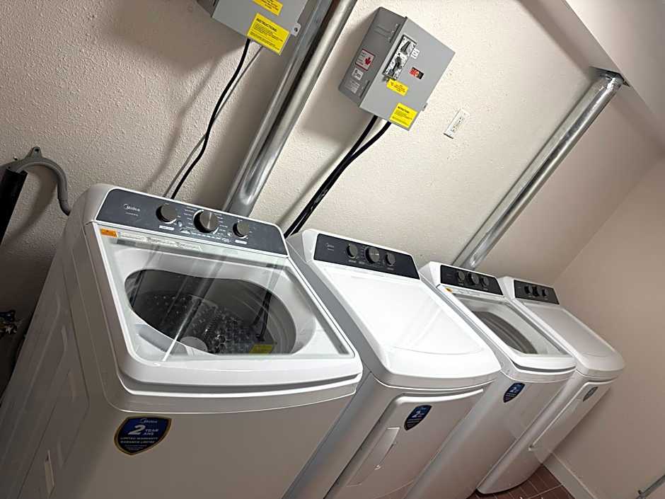 Howard Johnson by Wyndham Fort St. John