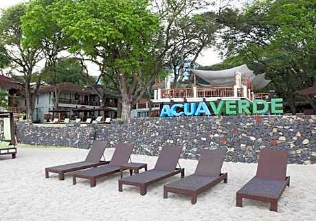Acuaverde Beach Resort
