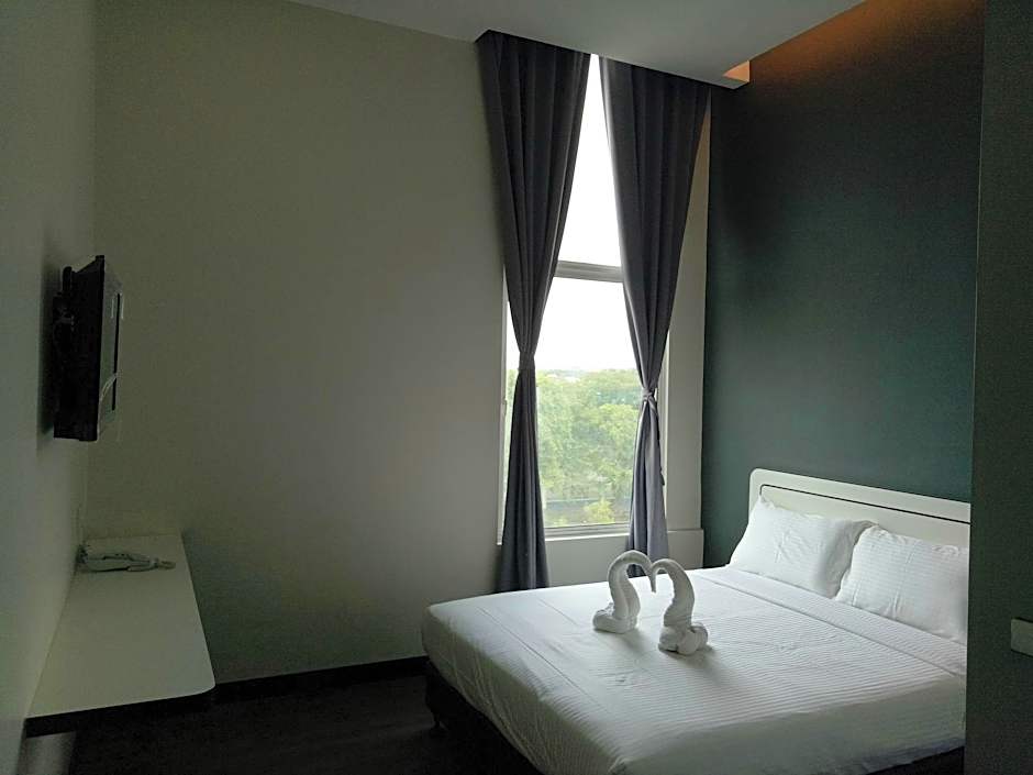 NueVo Boutique Hotel Kota Kemuning Shah Alam