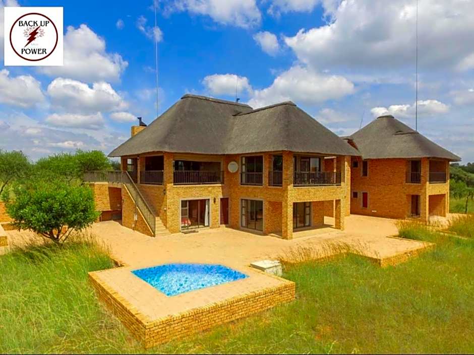 Zebula Golf and Wildlife Estate - Spectacular View Pax 13 - Moi Signature Luxury villa