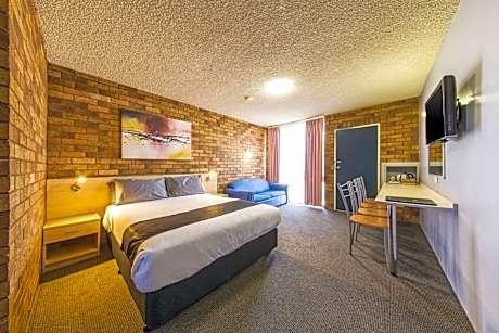 Two-Bedroom Unit - Non-Smoking