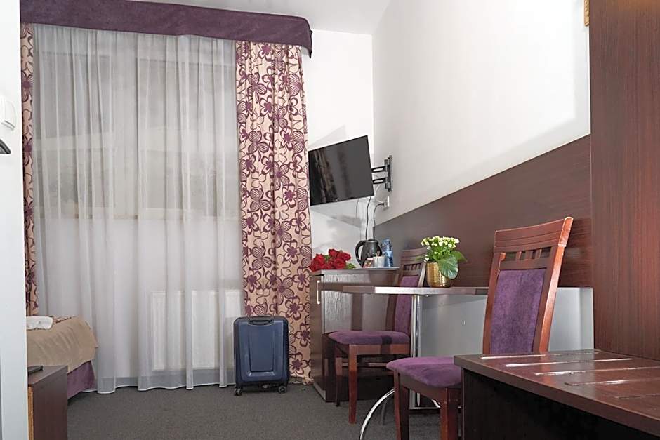 Hostel Evotel