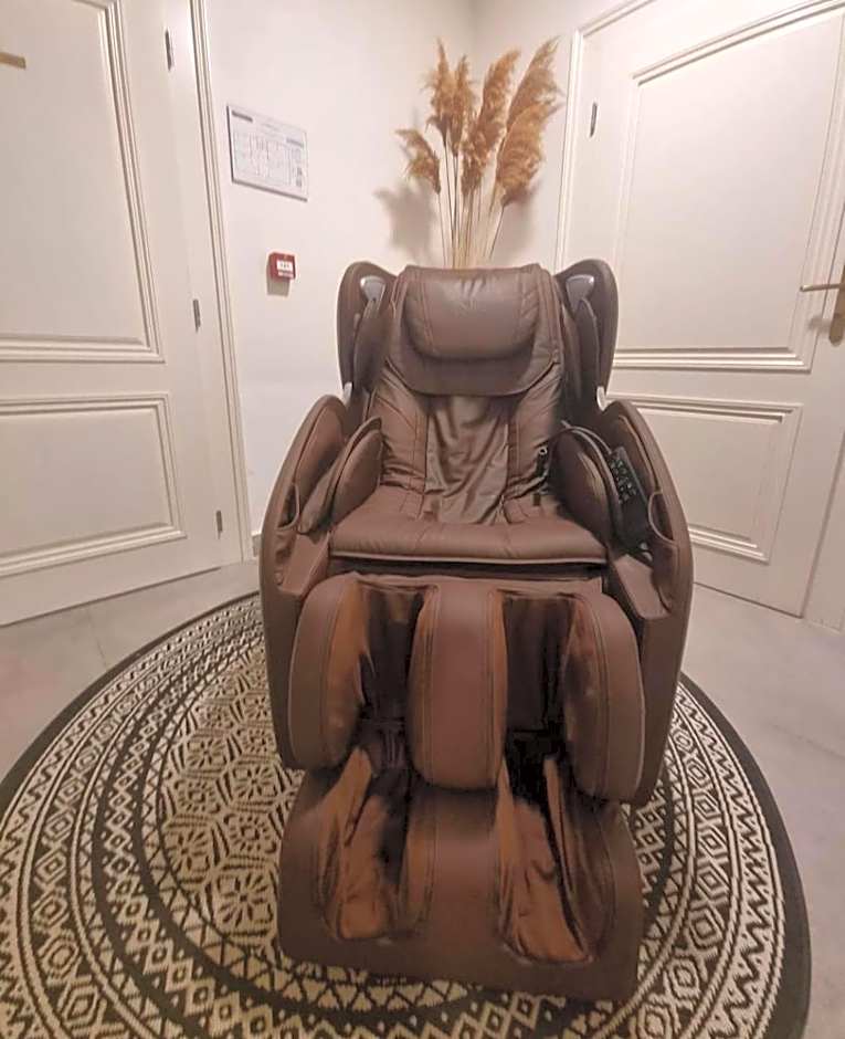 Resla Residence I, II, & Wellness