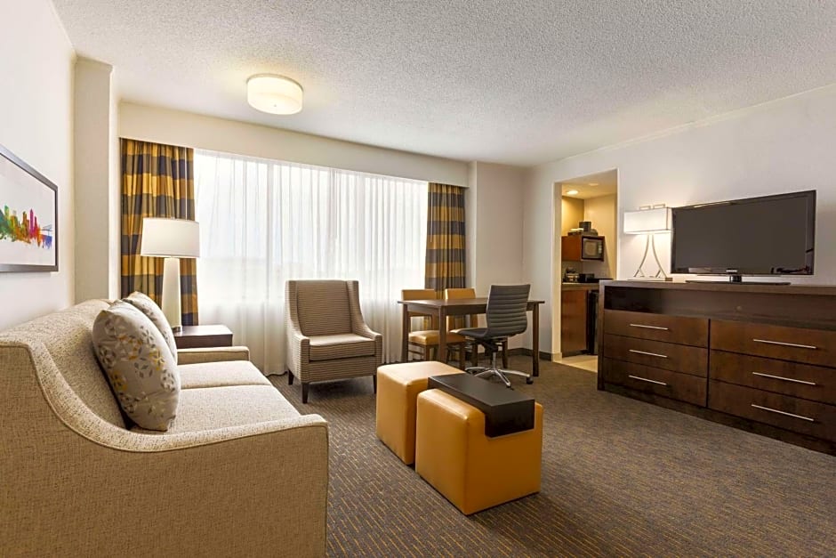 Embassy Suites by Hilton Baltimore-At BWI Airport