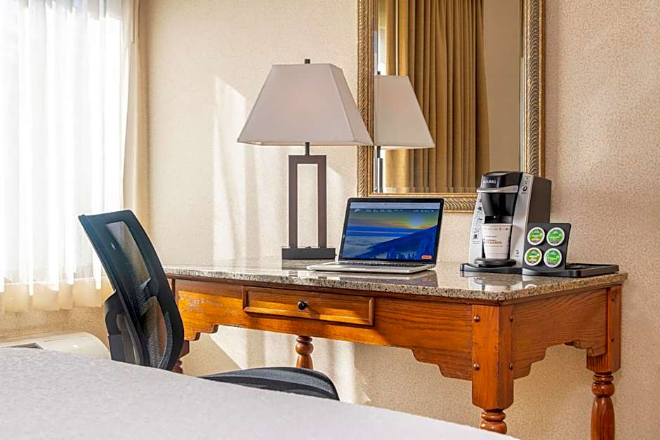 Best Western Plus Waterbury - Stowe