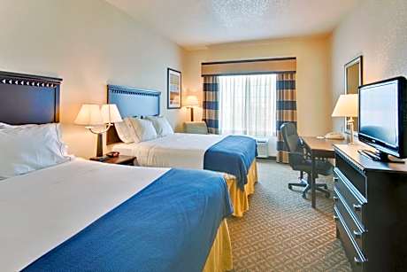 Standard Queen Room with Two Queen Beds