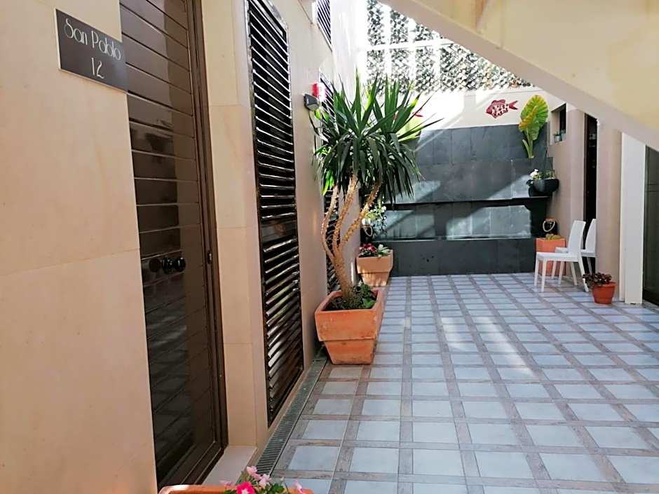 HOTEL ISLA PLANA