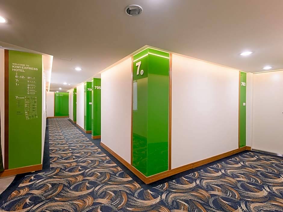 KIWI EXPRESS HOTEL-Taichung Station Branch 1