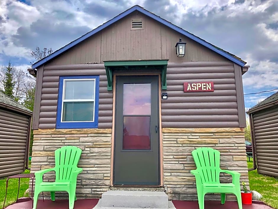 Hilltop Lodge and Cabins