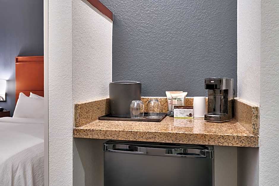 Courtyard by Marriott Johnson City