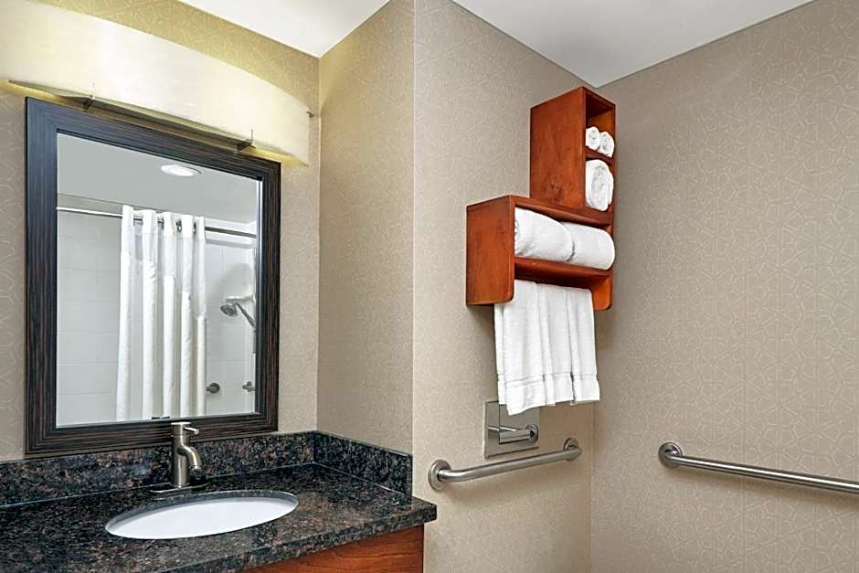 Holiday Inn Express Hotels- Hampton By IHG