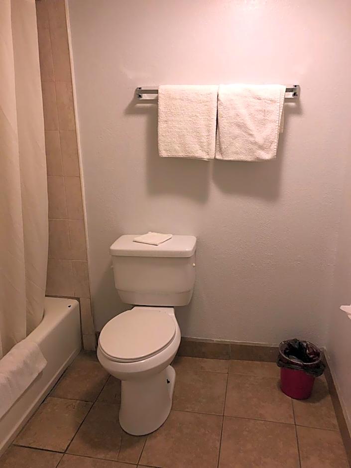 Starlight Inn, Valley Blvd - Downtown LA