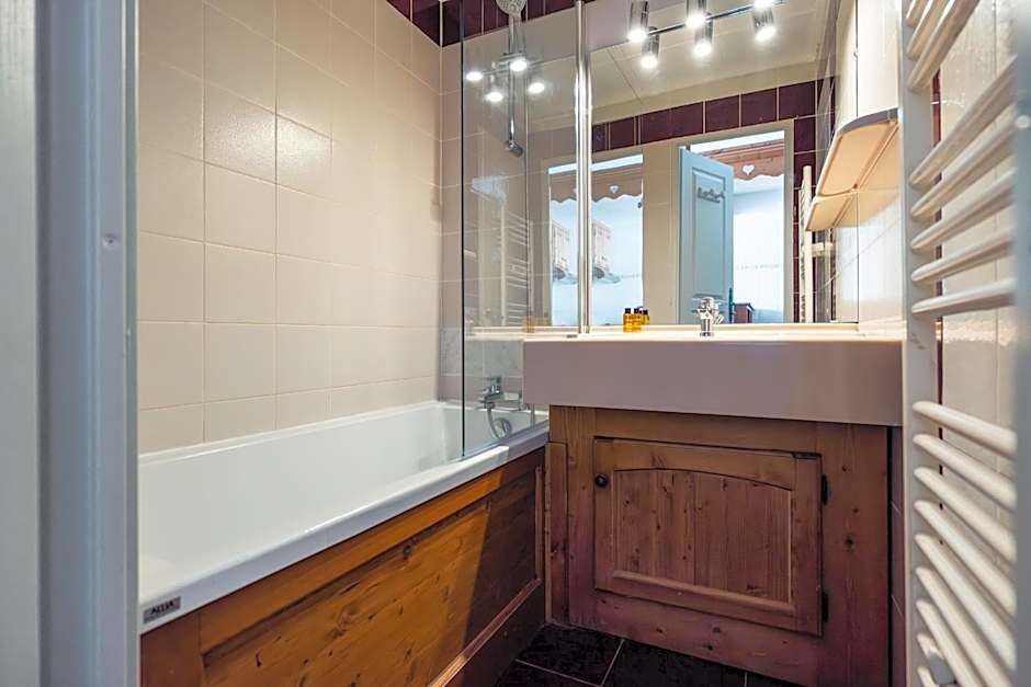 Le Cheval Blanc - Village Montana