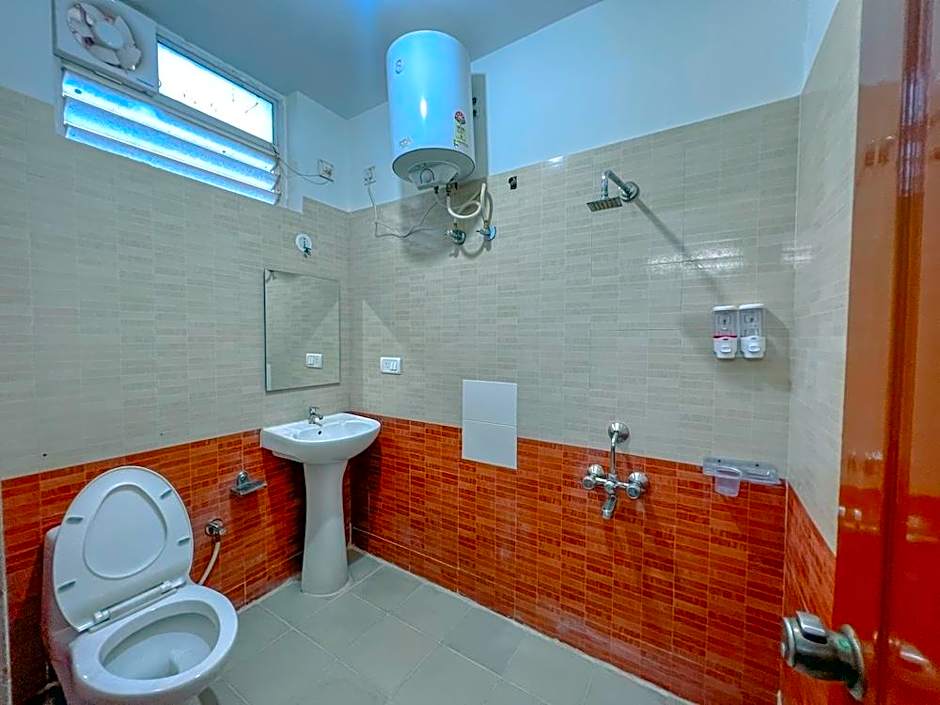 Hotel Elite by Agira